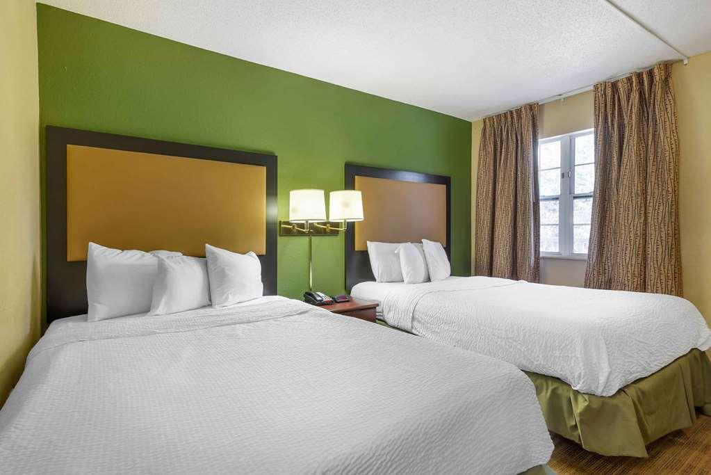 Hotel 6 Columbus, Ga Airport 2*
