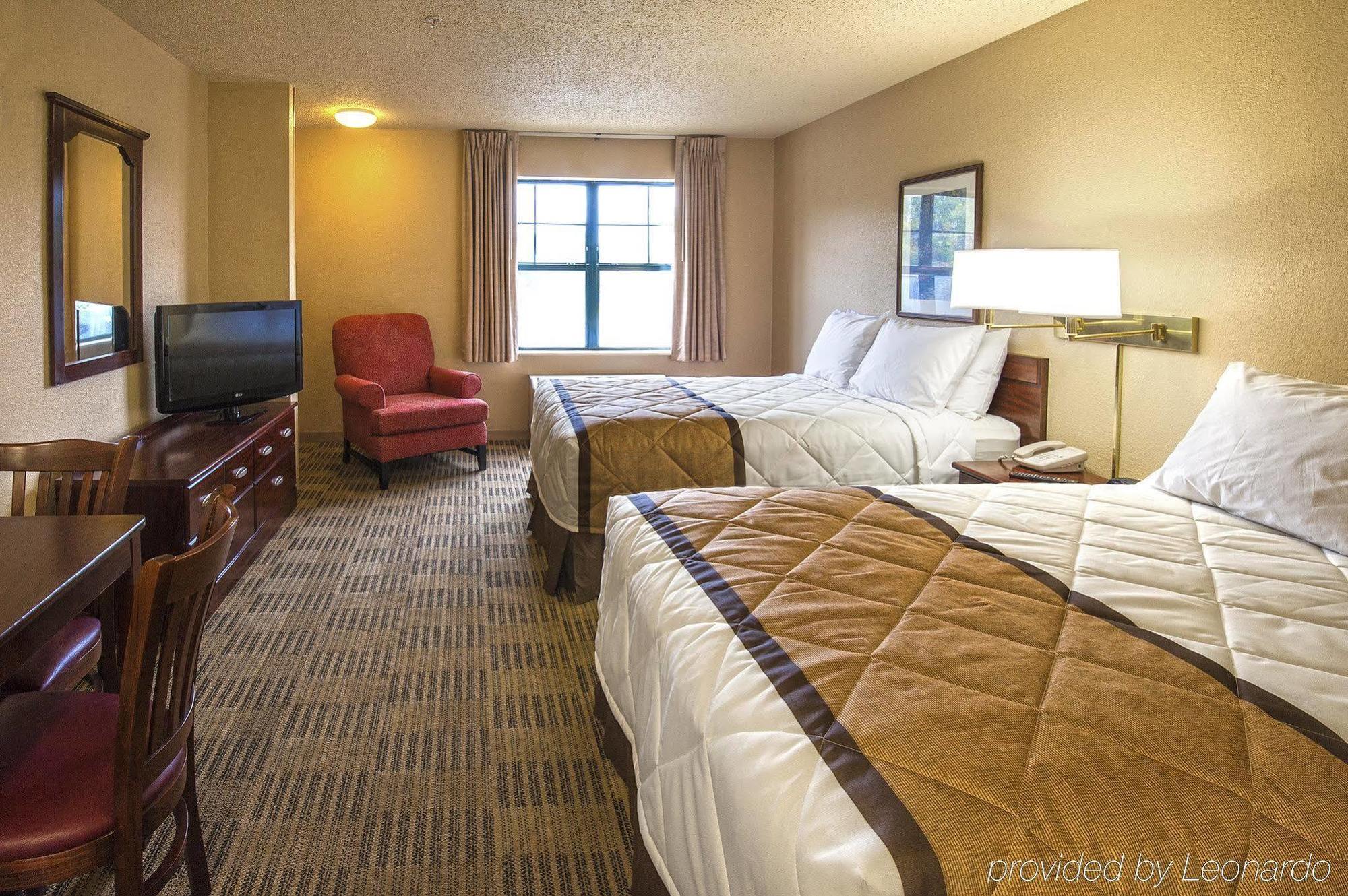 6 Columbus, Ga Airport Hotel 2*